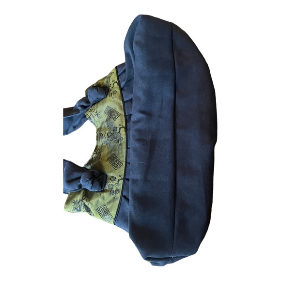 Red Blossom Chartreuse Green Silk Jacquard and Black Old Shanghai Shoulder Bag - Picture 6 of 13